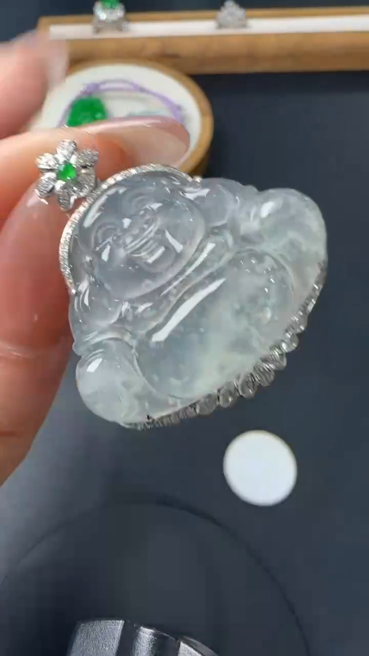 【闪购商品】翡翠吊坠18K金镶嵌76