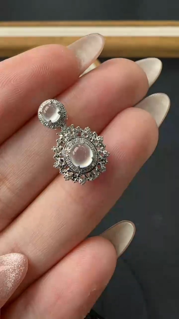 【闪购商品】翡翠吊坠18K金镶嵌16(多样性发货)