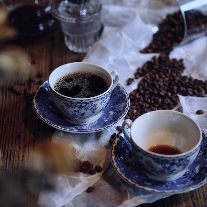 威基伍德青花杯碟一套《微瑕完美勿拍》