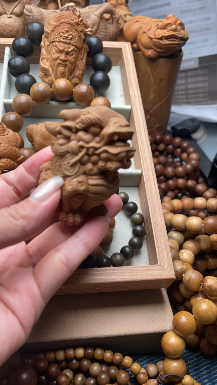 老山檀香黑肉焦糖麒麟摆件