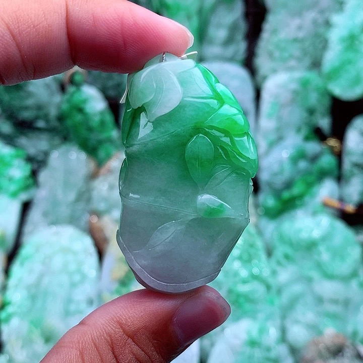 天然A货翡翠竹节