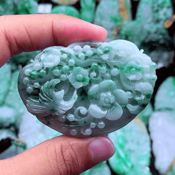天然翡翠A货花鸟锁牌