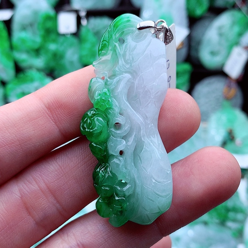 【闪购商品】翡翠颈饰未镶嵌紫*晶
