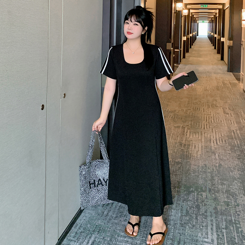 8店240316大码女装260斤胖MM夏季甜酷风圆领织带撞色中长款连衣裙