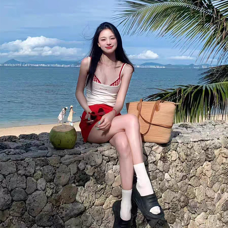 【草莓气泡水】温泉套装复古比基尼性感纯欲海岛辣妹显瘦上衣白色