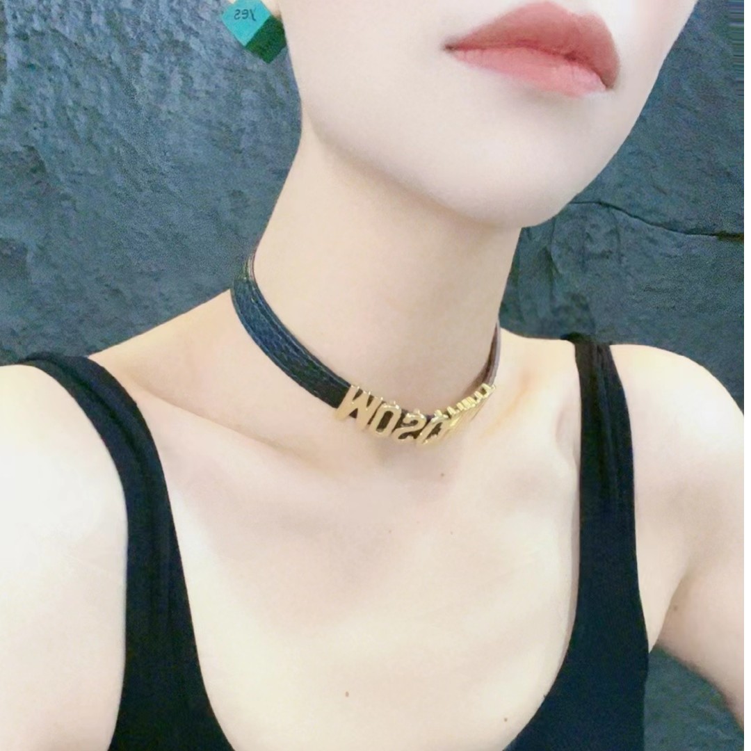 钛钢皮质项链 YY欧货潮牌时尚洋气款字母项链0623