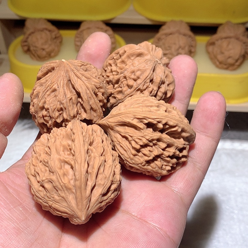 【闪购商品】文玩核桃吊坠小**?鸡心