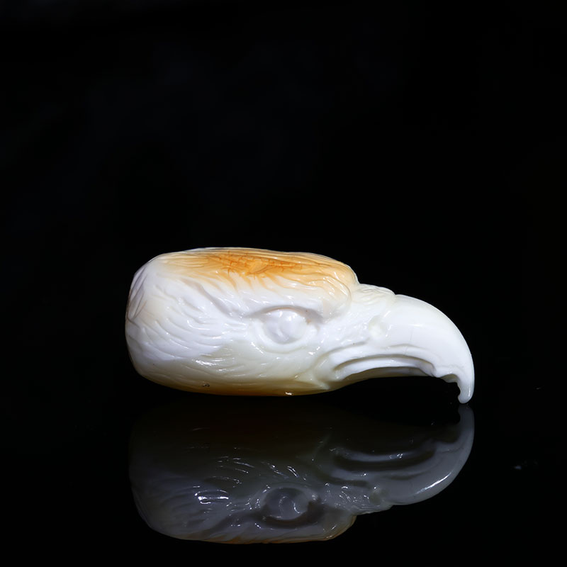 老鹰吊坠瓷白蜡蜜蜡吊坠挂件一物一图俄料雕刻老鹰蜜蜡配饰w69