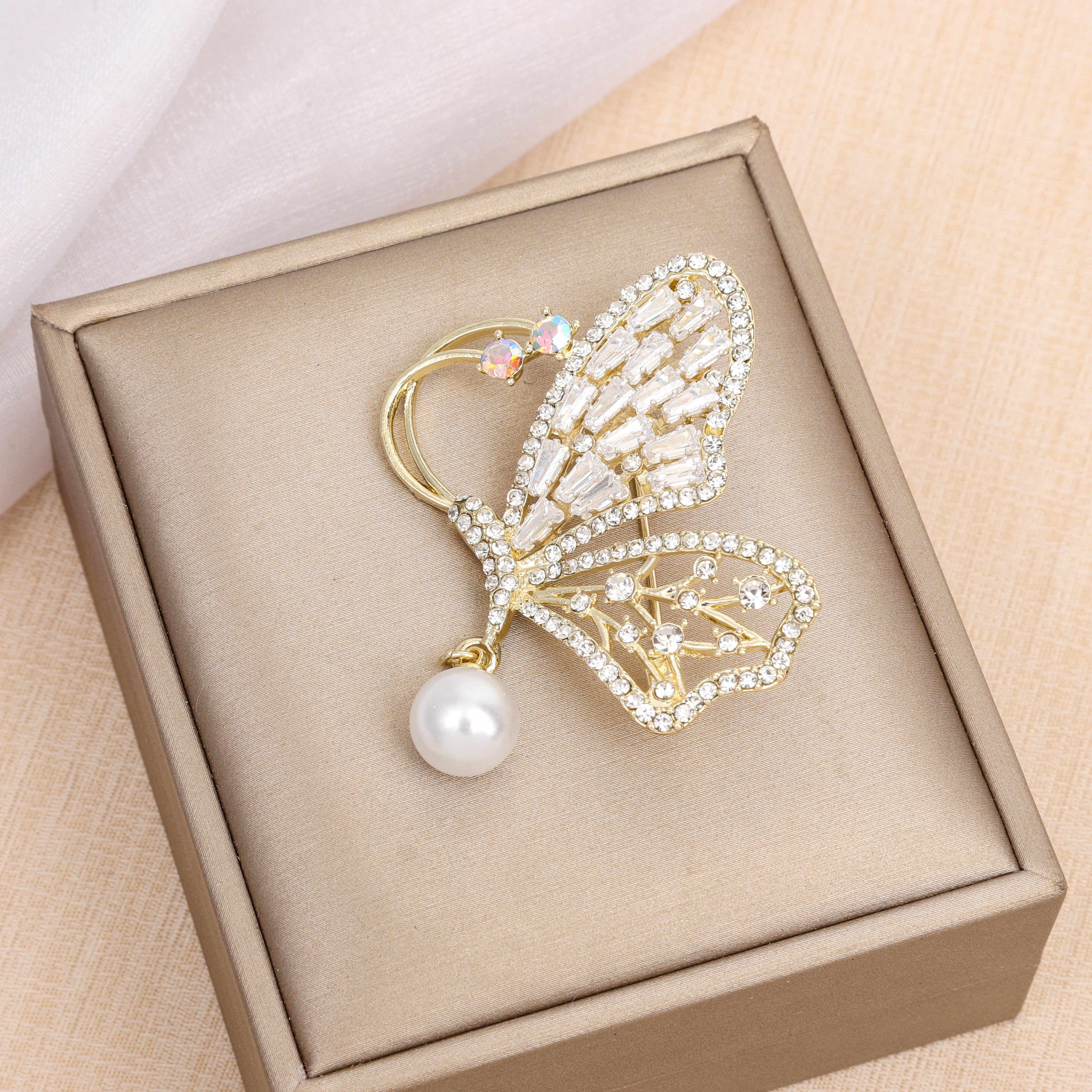 锌合金胸针 日韩气质优雅高级感睡莲胸针文艺旗袍防走光别针立体