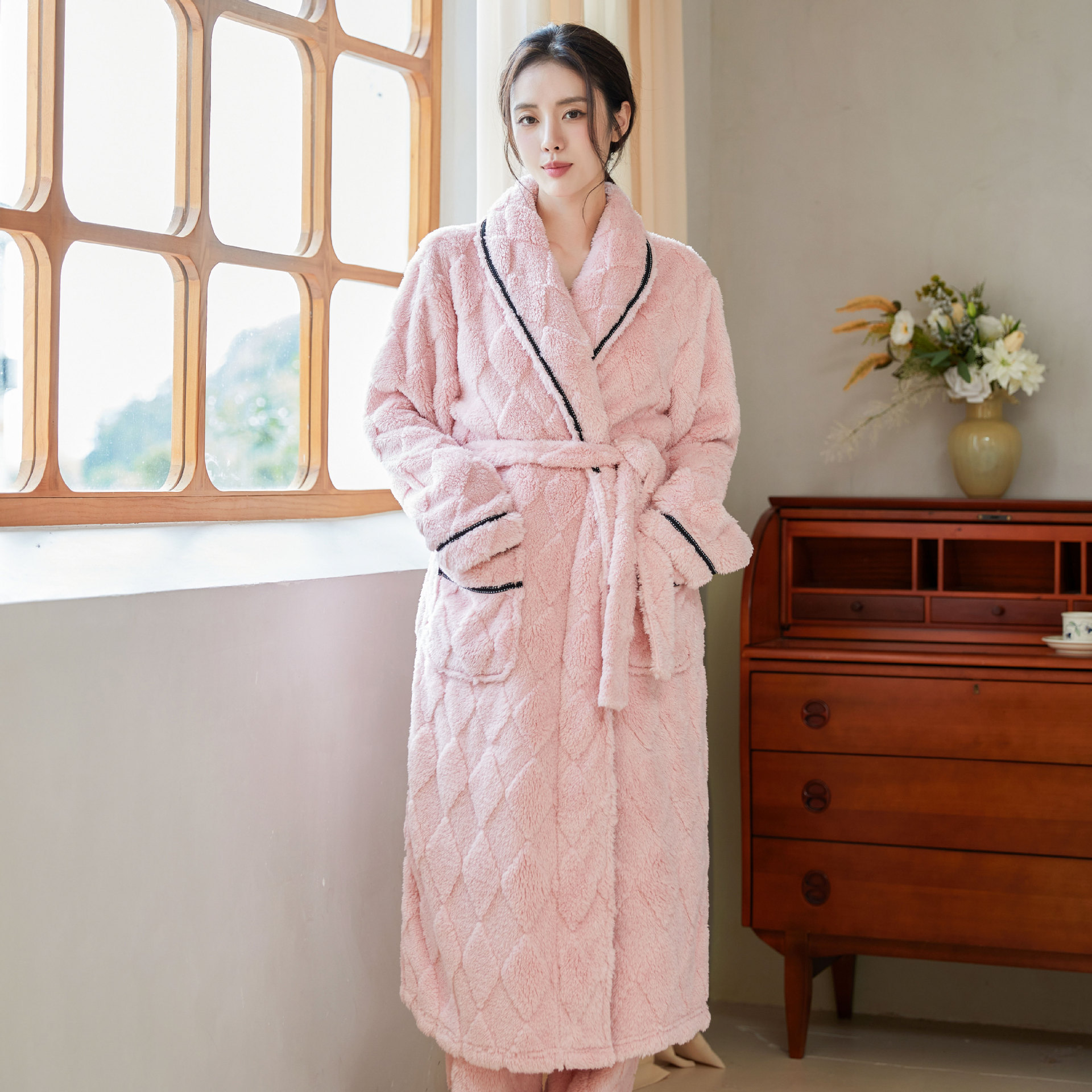 秋冬新款长袖睡袍女菱形格提花舒棉绒保暖浴袍家居服套装