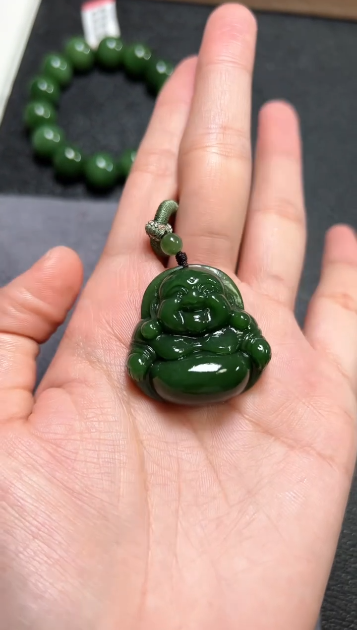 【闪购商品】和田玉（碧玉）颈饰未镶嵌碧玉32×32×11左右