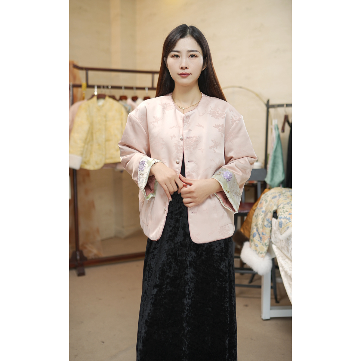 【芸绮罗】冬季加棉加厚新中式国风立领毛毛气质秋冬外套女