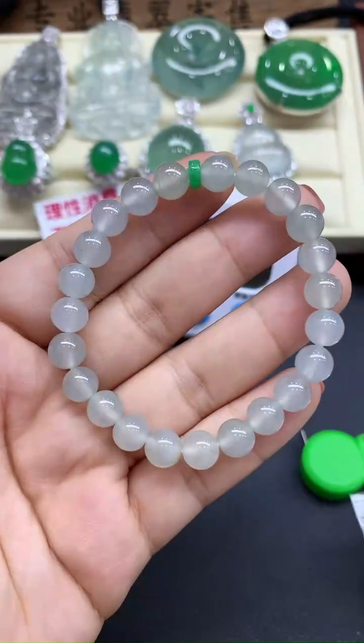 【闪购商品】翡翠珠串未镶嵌557多人