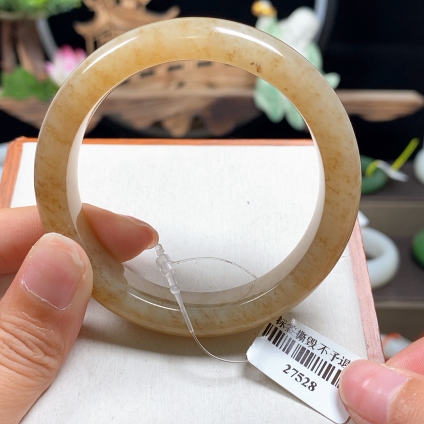 【闪购商品】和田玉手镯未镶嵌52 53