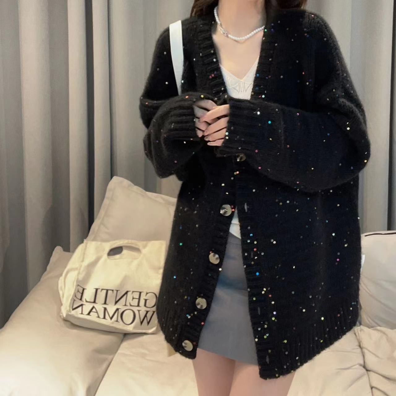 JIE NA YANG欧货231802多巴胺彩珠片-时尚加厚V领纯羊绒开衫