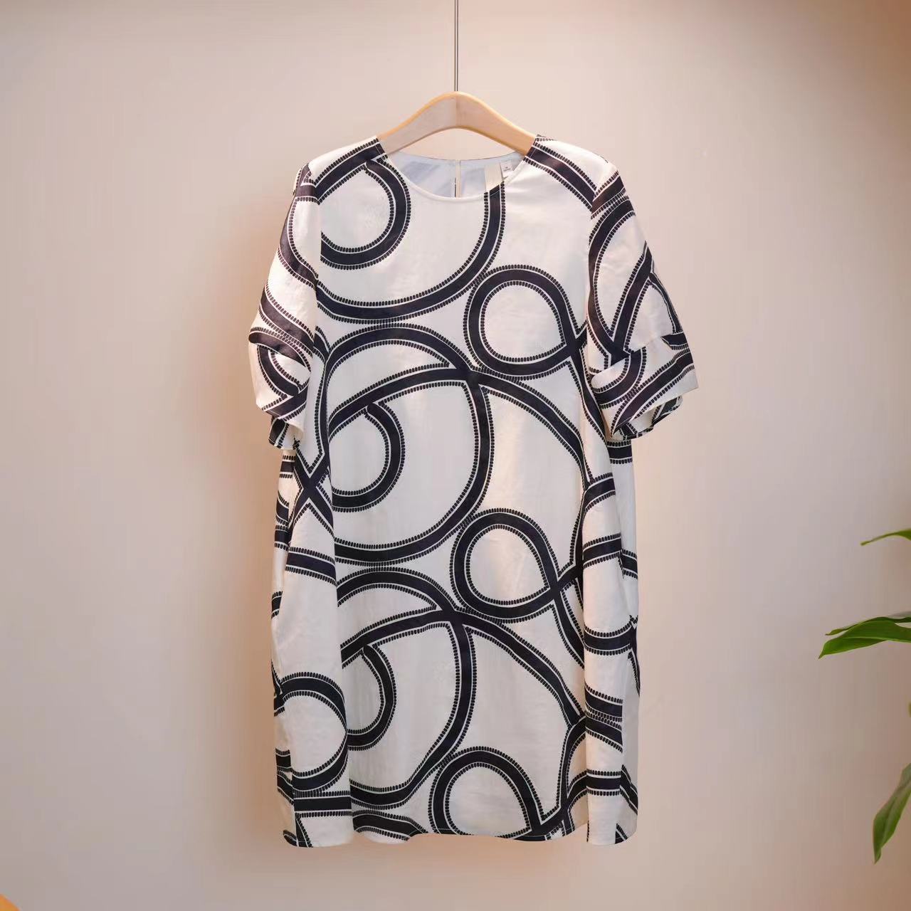 一席之地夏新款宽松A字印花连衣裙气质显瘦百搭商场同款R450298