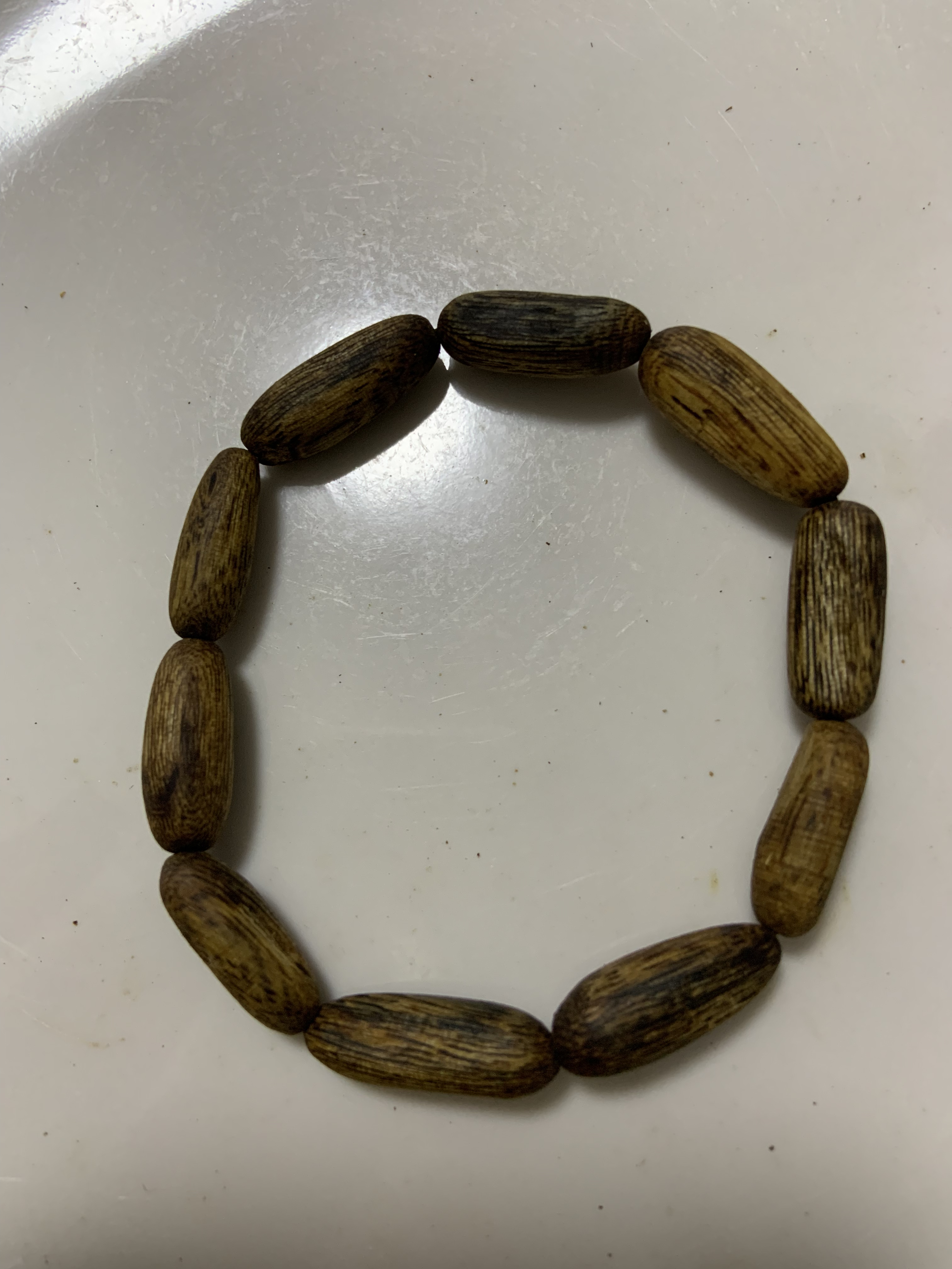 绿棋楠沉香醇化单圈手串5 克