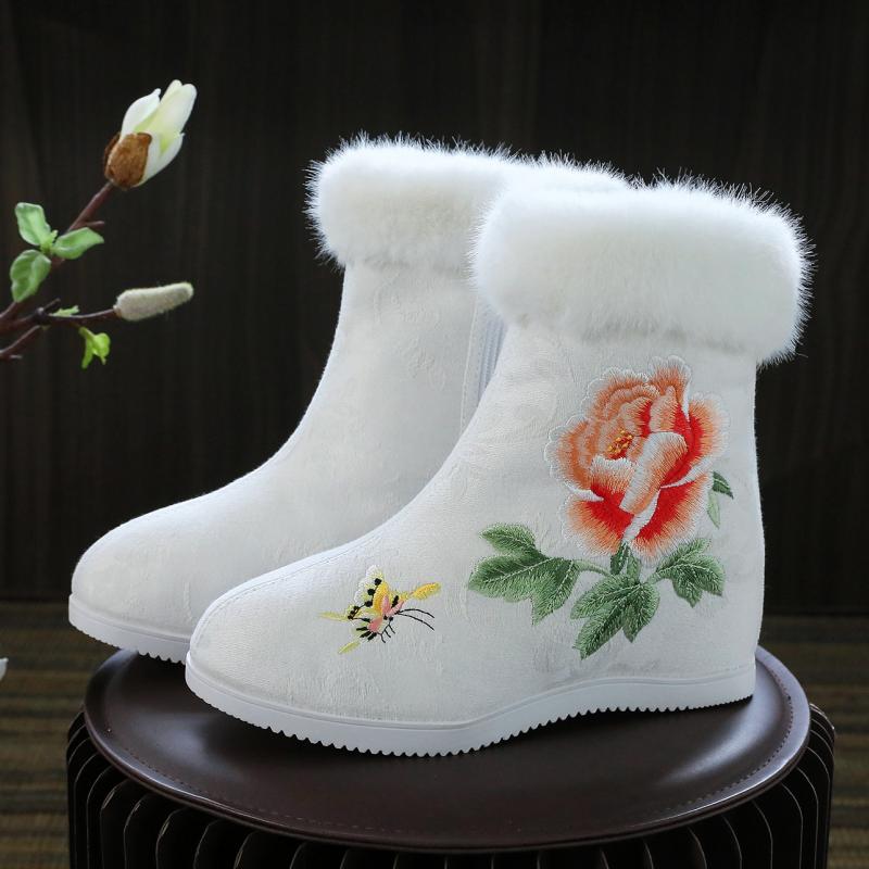 红蜻蜓牌冬季汉服靴女内增高加绒保暖棉靴冬天绣花鞋古风古装短靴