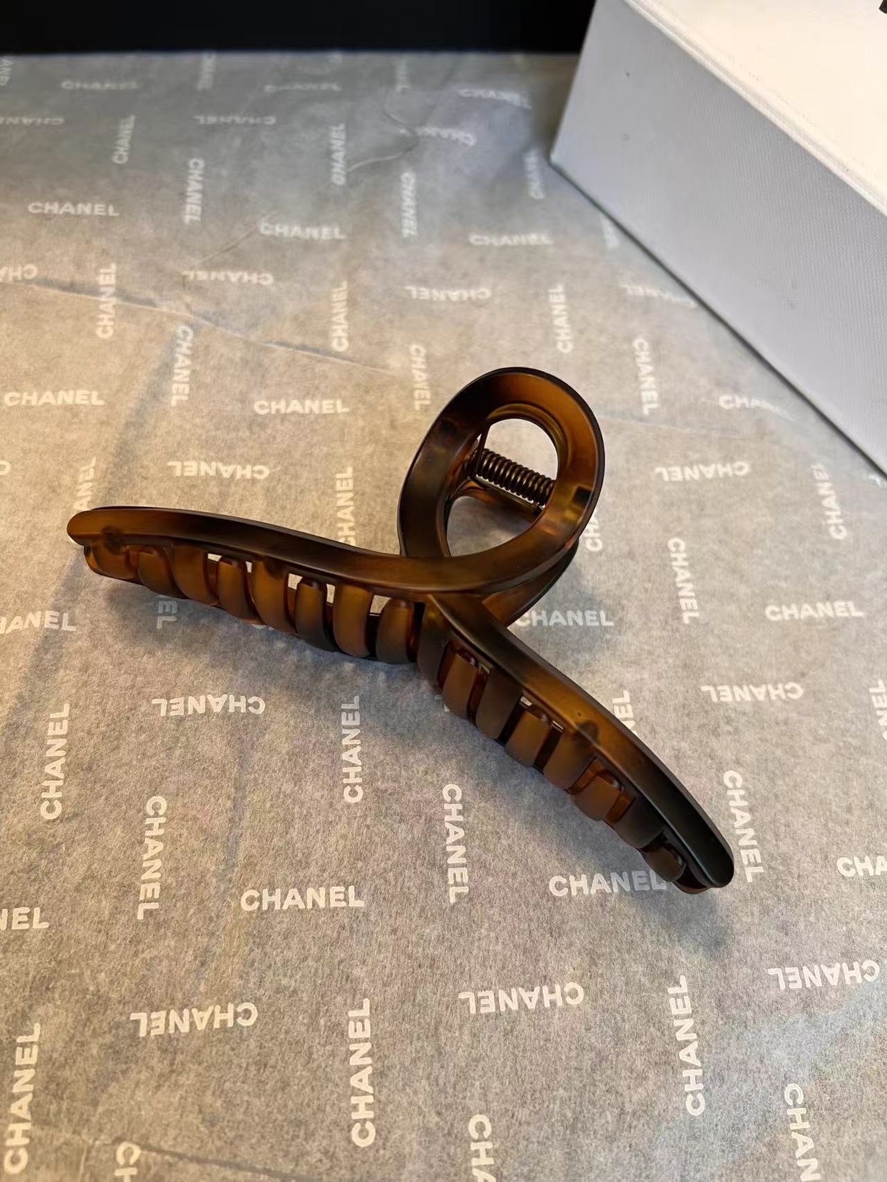 WEIER【琥珀色鲨鱼抓夹】老钱风秋冬韩式洋气大发量鲨鱼抓夹U型弹簧