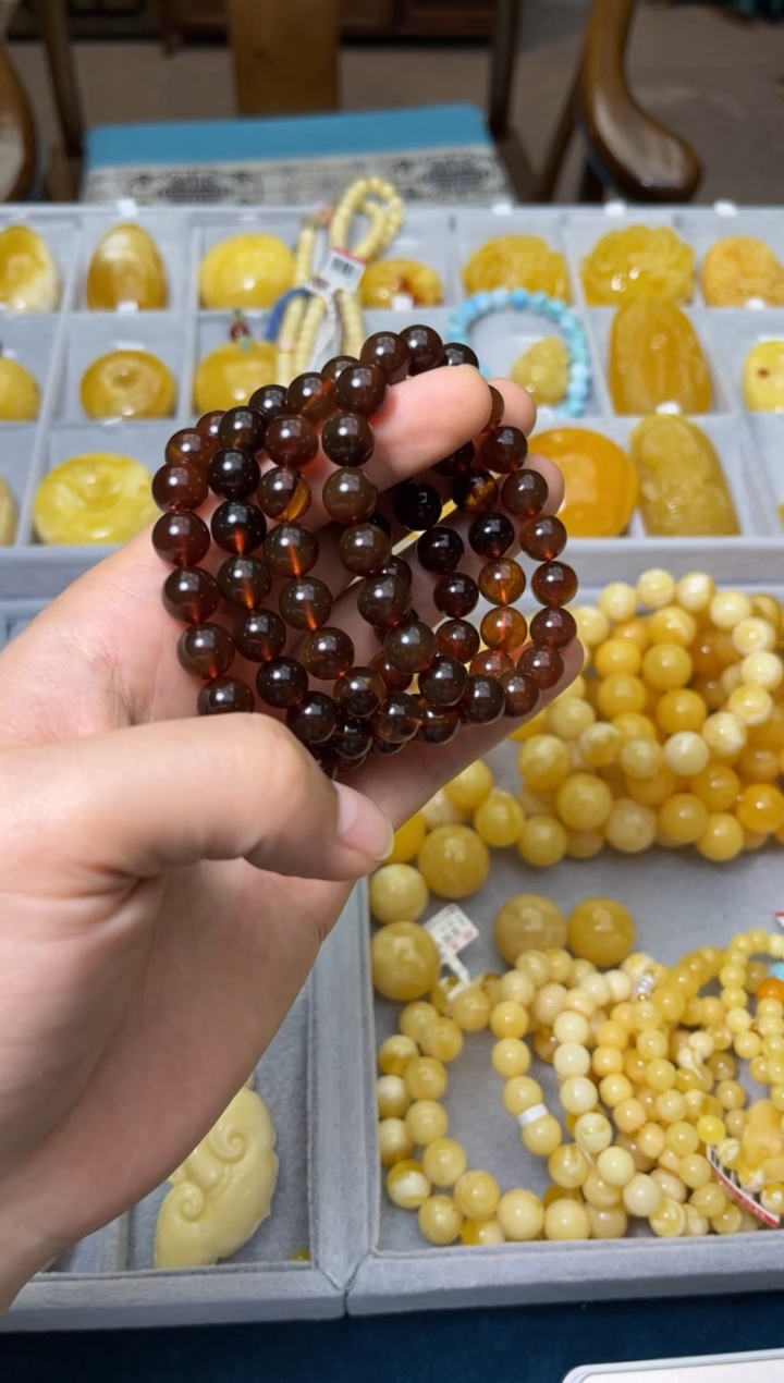 【闪购商品】琥珀裸石未镶嵌150049-紫罗兰手串多样性发其一