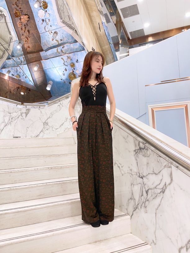 辰艺摩登舞服定制 碎花夏款高腰阔腿摩登裤