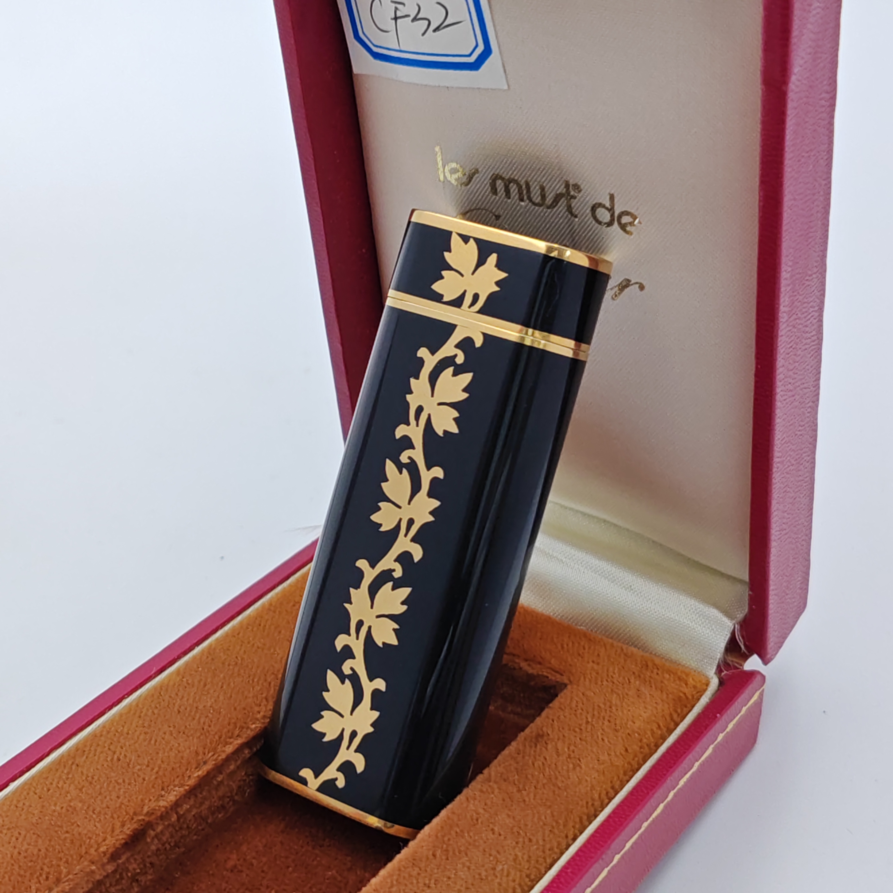 【稀有早期】卡家纯色镀金花藤纹气体打火机