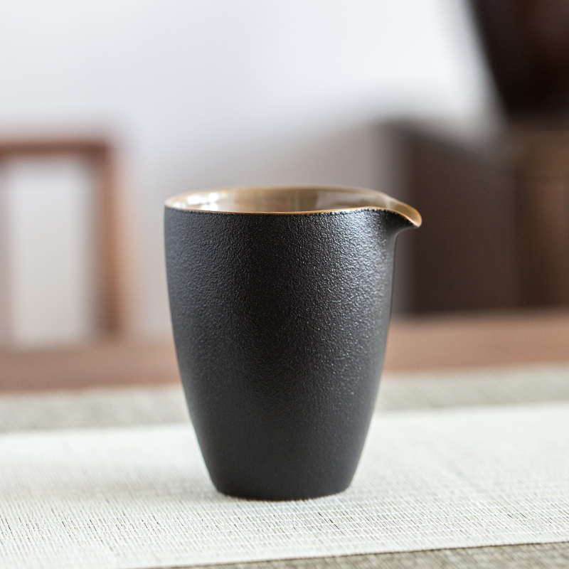 黑陶日式公道杯公杯茶漏套装简约陶瓷大号茶海分茶器茶具配件杯子