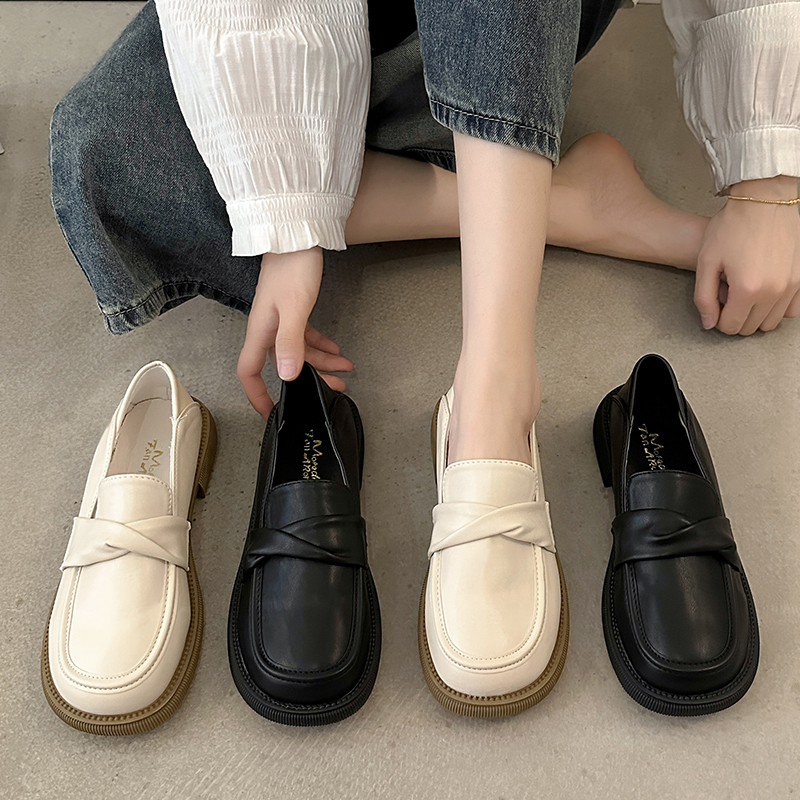 小皮鞋女小众设计感2023春秋单鞋软皮舒适平底上班族一脚蹬乐福鞋