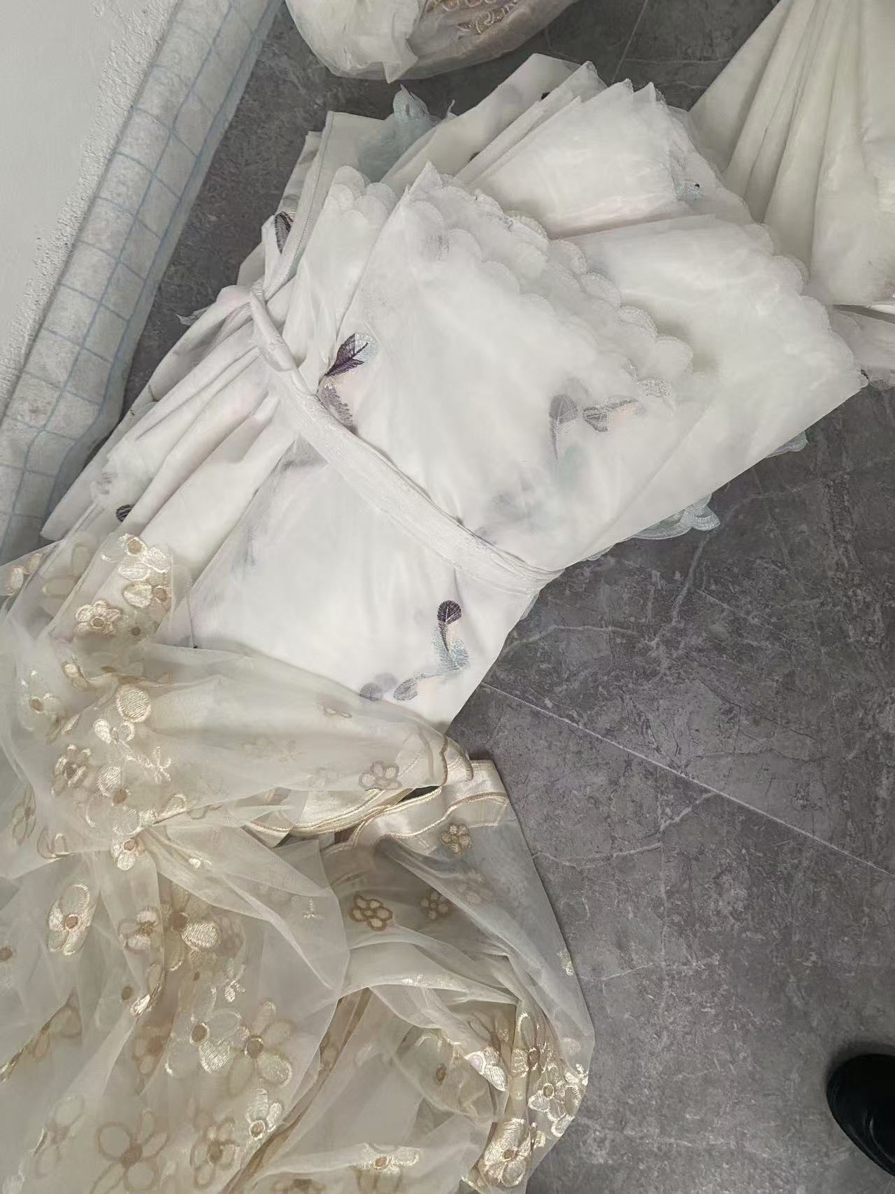 2222瑕疵样品窗纱（不送挂钩）