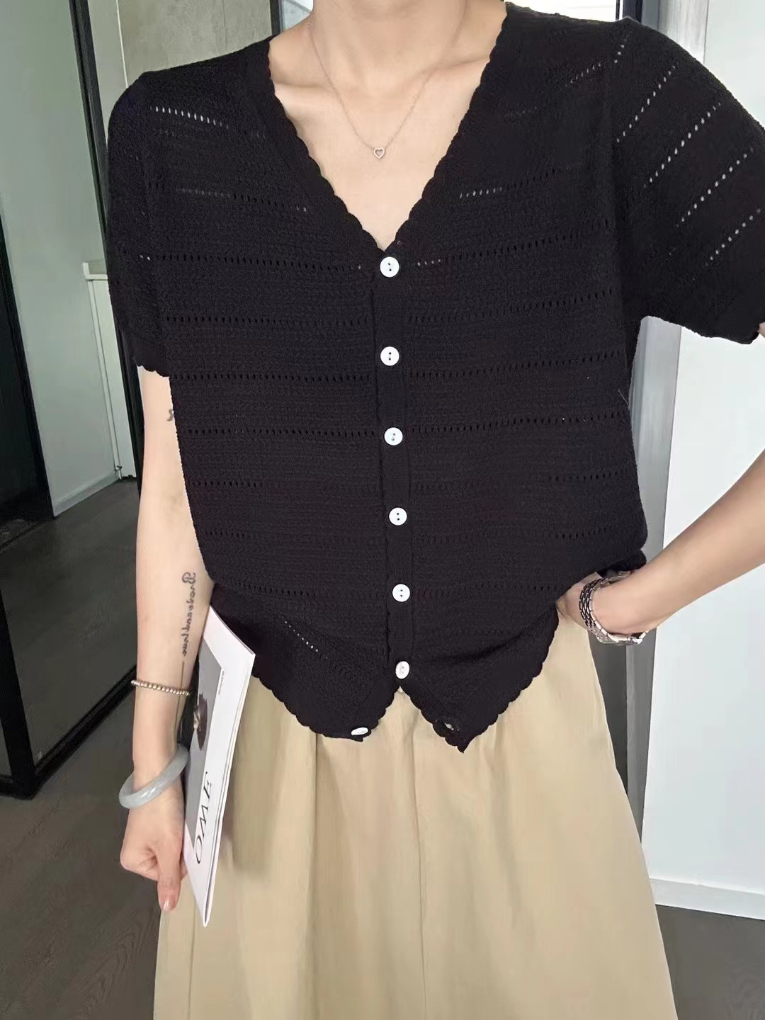 冰麻镂空贝母小衫短袖夏季