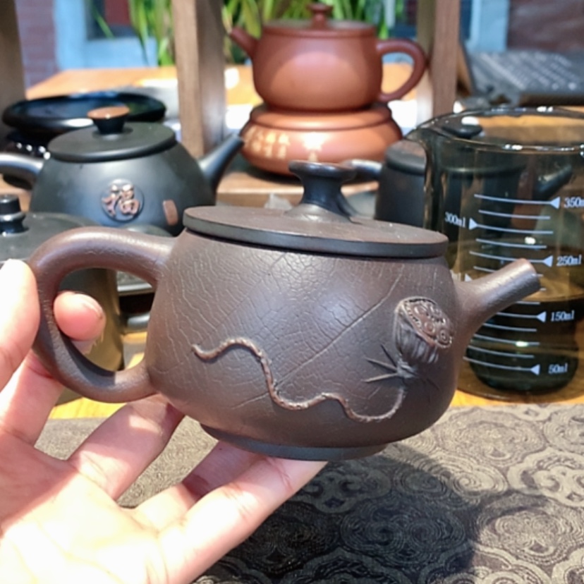 【闪购商品】陶瓷壶?****茄