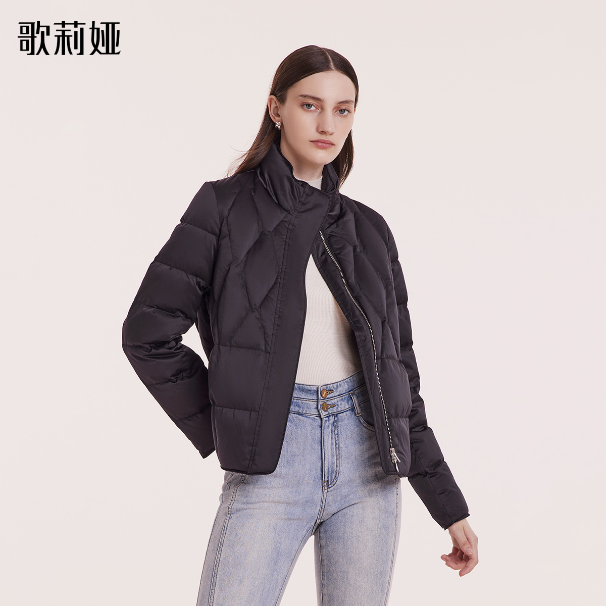 歌莉娅冬季短款立领鹅绒服外套1ACL8B070