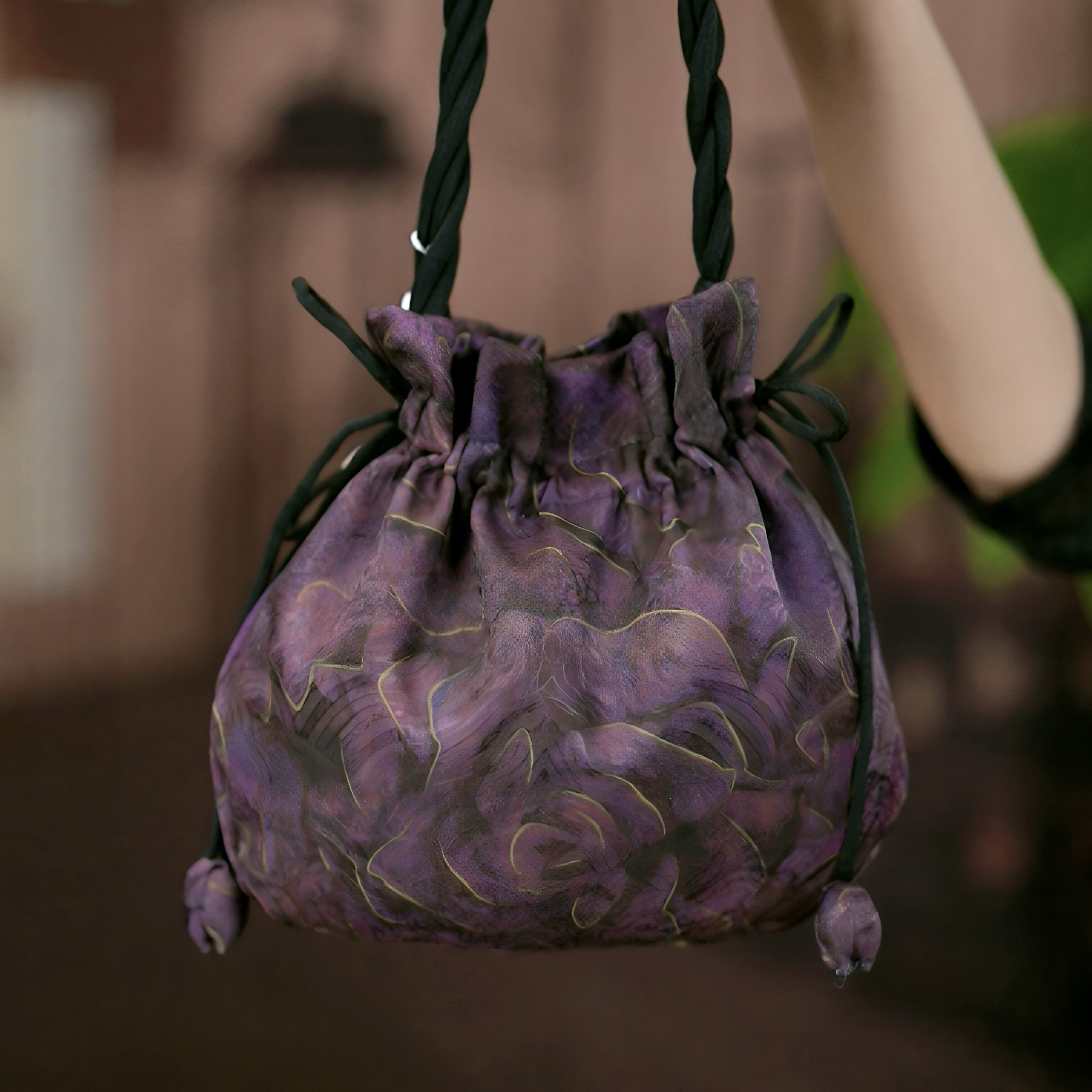 【铿锵玫瑰 元气包】新中式龙鳞纹23*25调节斜挎包实用小巧国风百搭