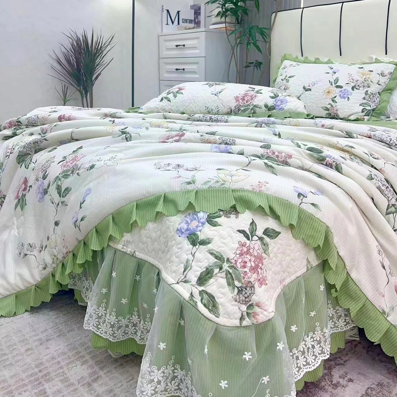 《有氧泡泡棉》大豆纤维花边双人夏凉被 200*230(可机洗)S