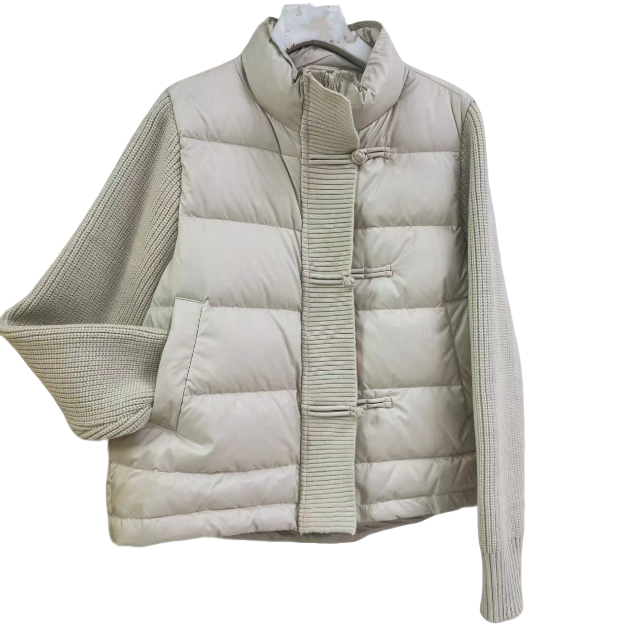 7482-国风盘扣毛线袖（米灰色）羽绒服