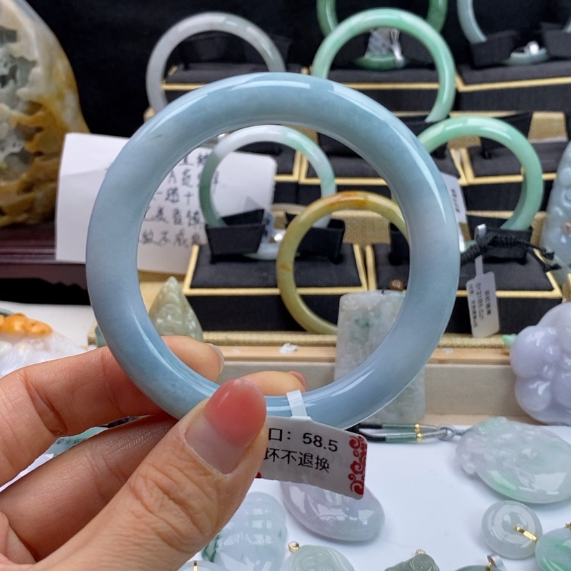 【闪购商品】翡翠手镯未镶嵌?****?