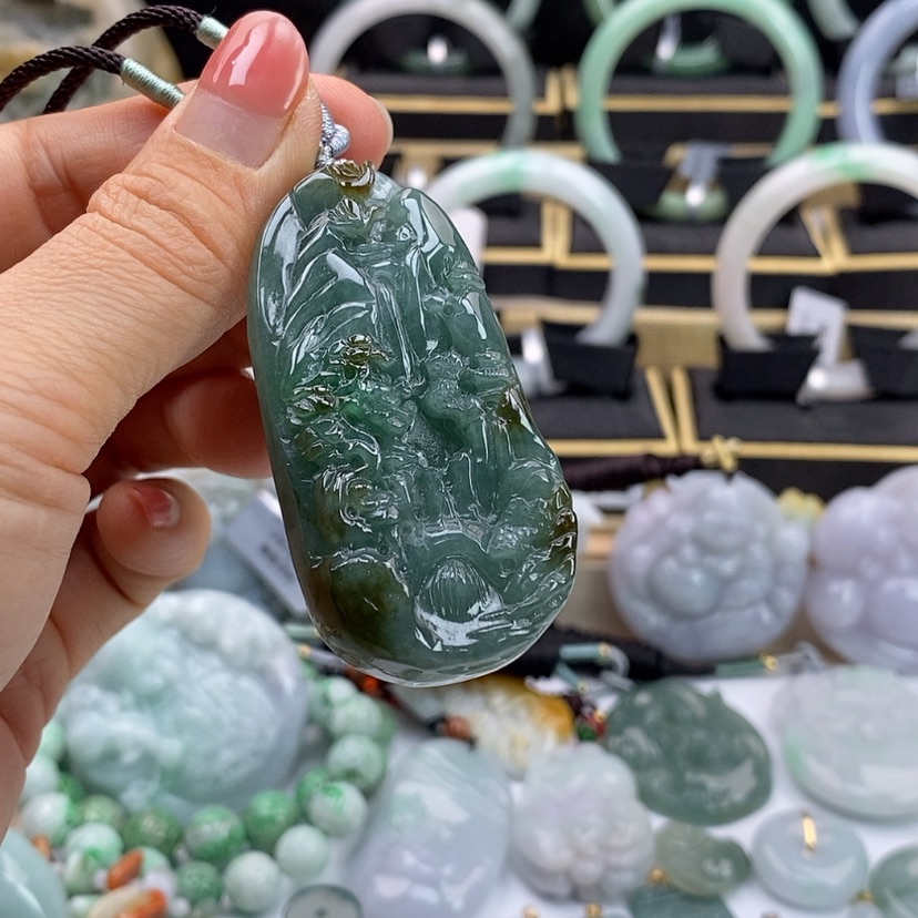 【闪购商品】翡翠颈饰未镶嵌