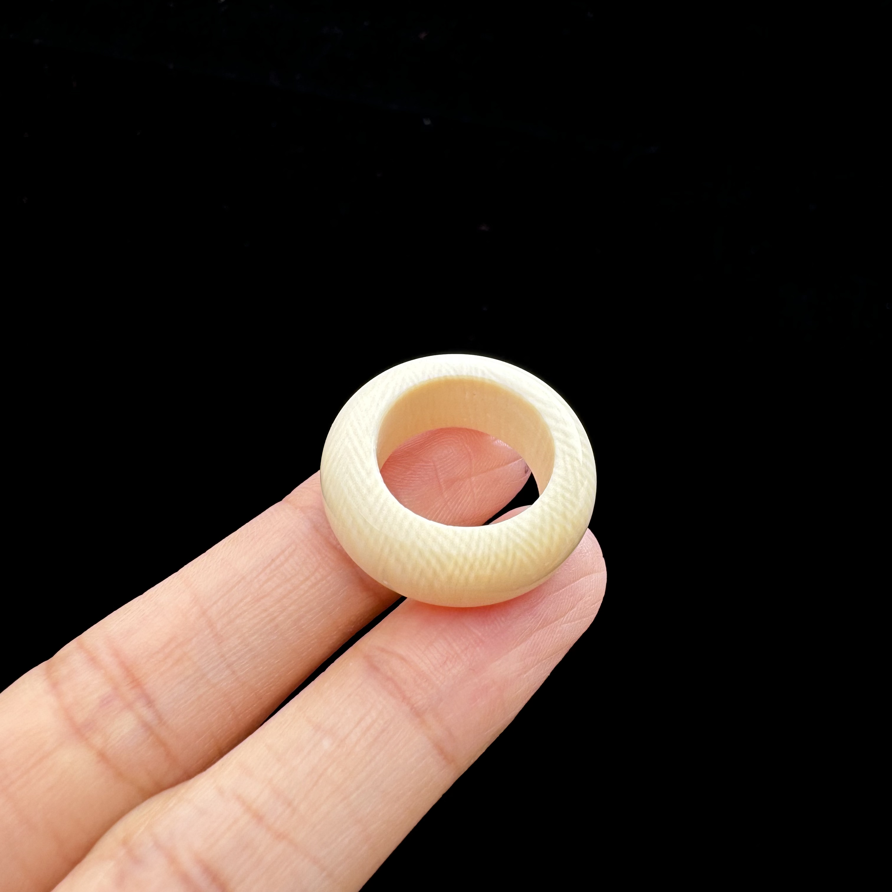 J4412天然猛犸牙圈圈内径13mm支持鉴定 假一罚四