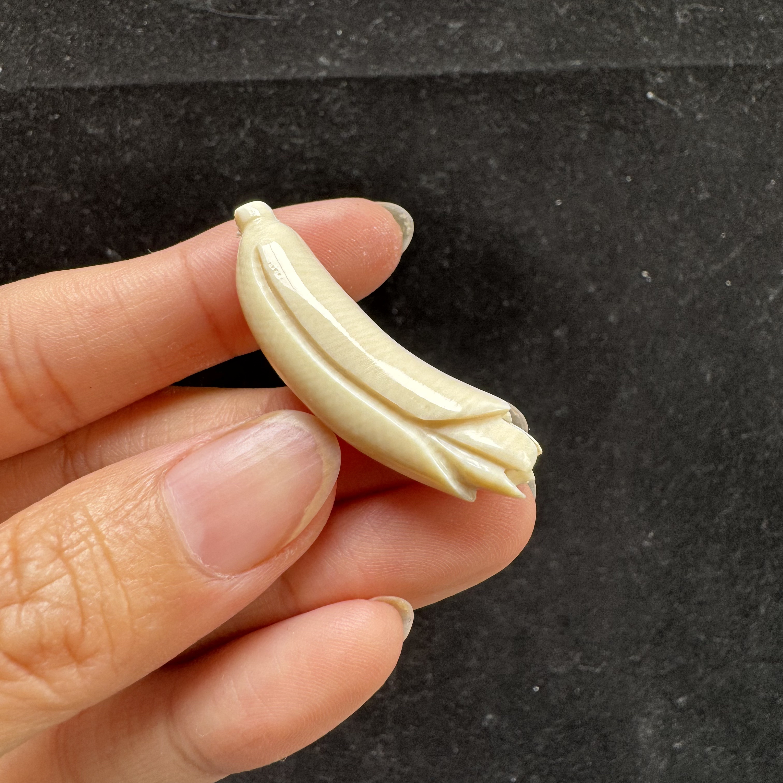 H1669天然猛犸象牙雕刻件玉兰花10×37mm支持复检 假一罚四