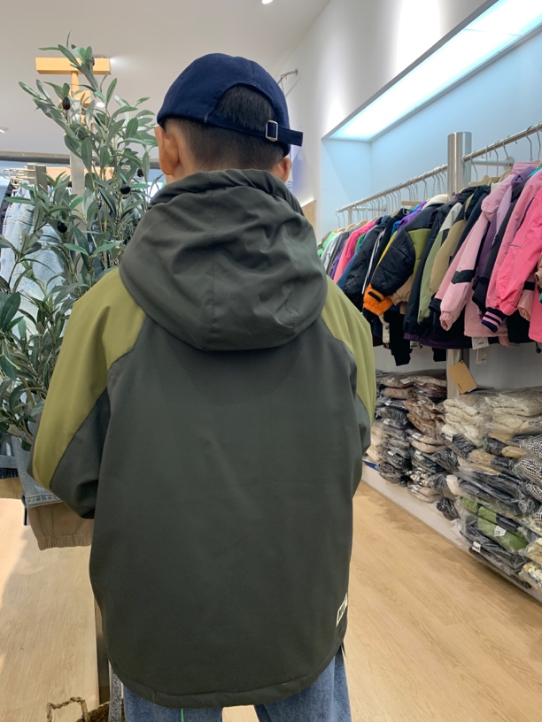 179设计师品牌童装，儿童加绒加厚中大童
