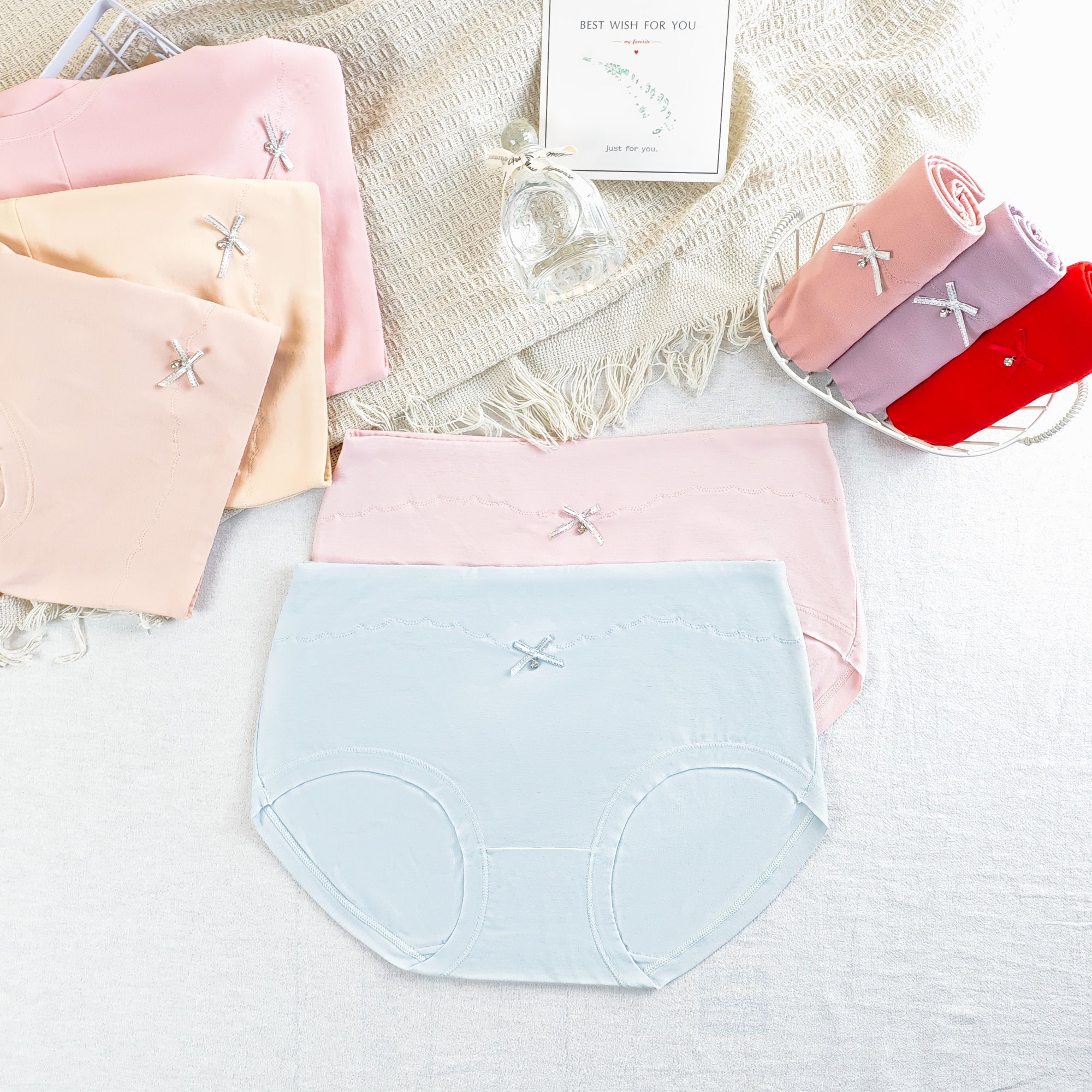 小边立体蝴蝶结女士三角内裤棉质亲肤透气30头