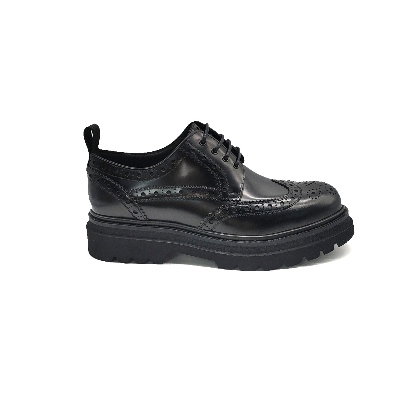 秋季休闲黑色男皮鞋圆头软皮系带布洛克雕花时尚厚底百搭商务男士