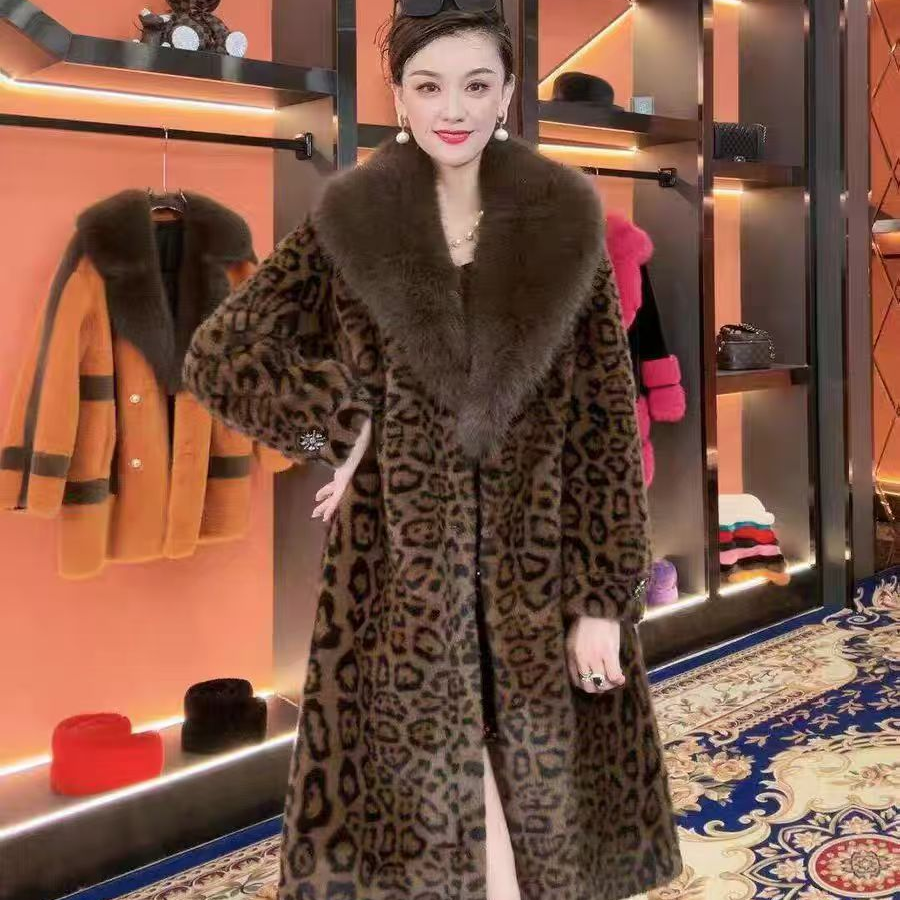 2024-新款海宁女士长款银兰貂绒外套