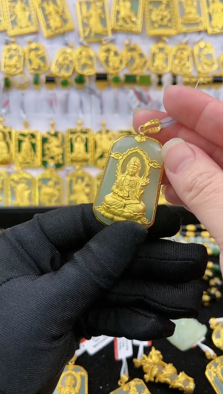 【闪购商品】和田玉吊坠(不含链)足金镶嵌观音