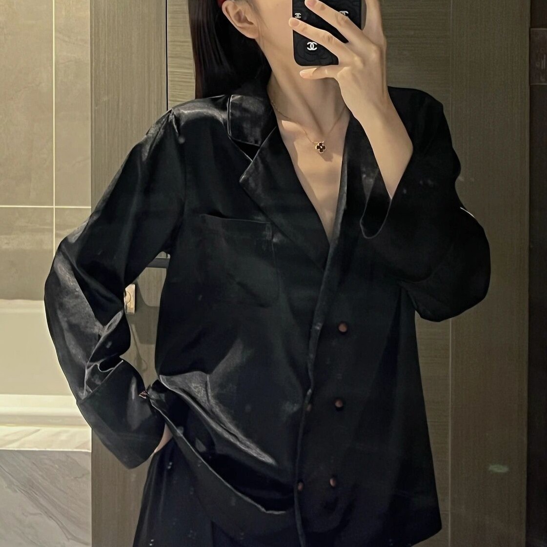 韩版网红春秋感冰丝气质女春夏2023年新款黑色宽松外穿设计感套装