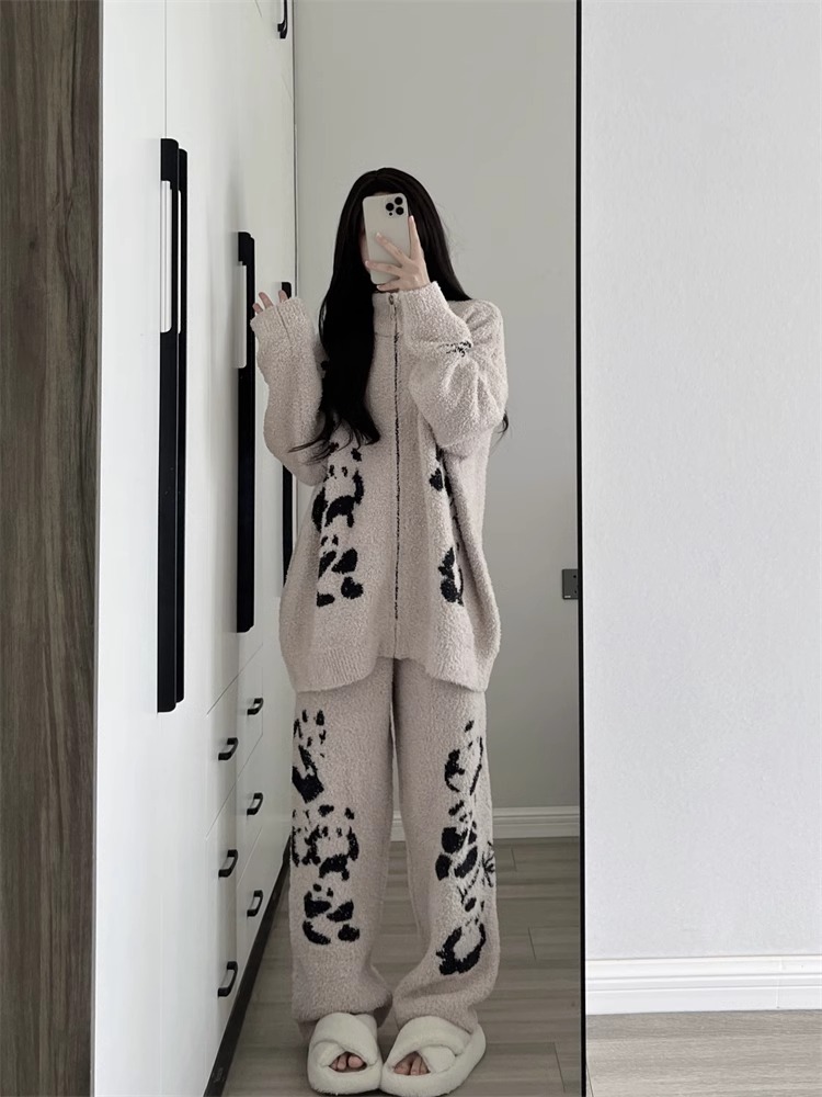 秋冬熊猫印花半边绒睡衣女冬季新款加绒加厚珊瑚绒家居服大码套装
