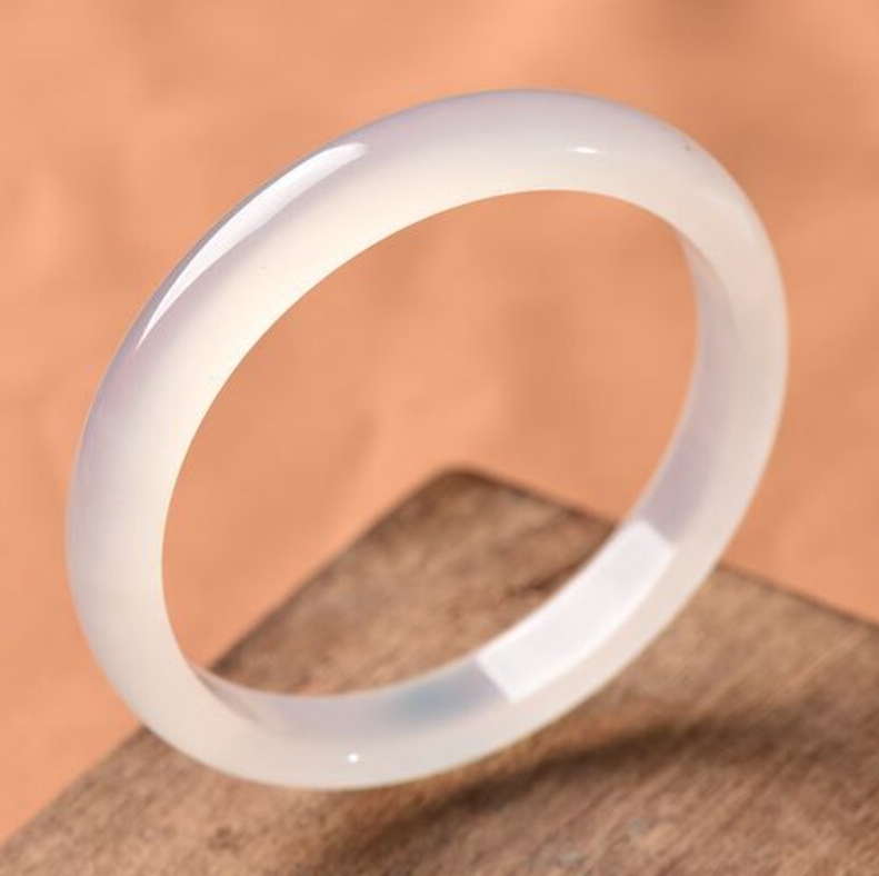 玉髓白月光手镯根据自己的尺寸去拍-颜色多样性发其一