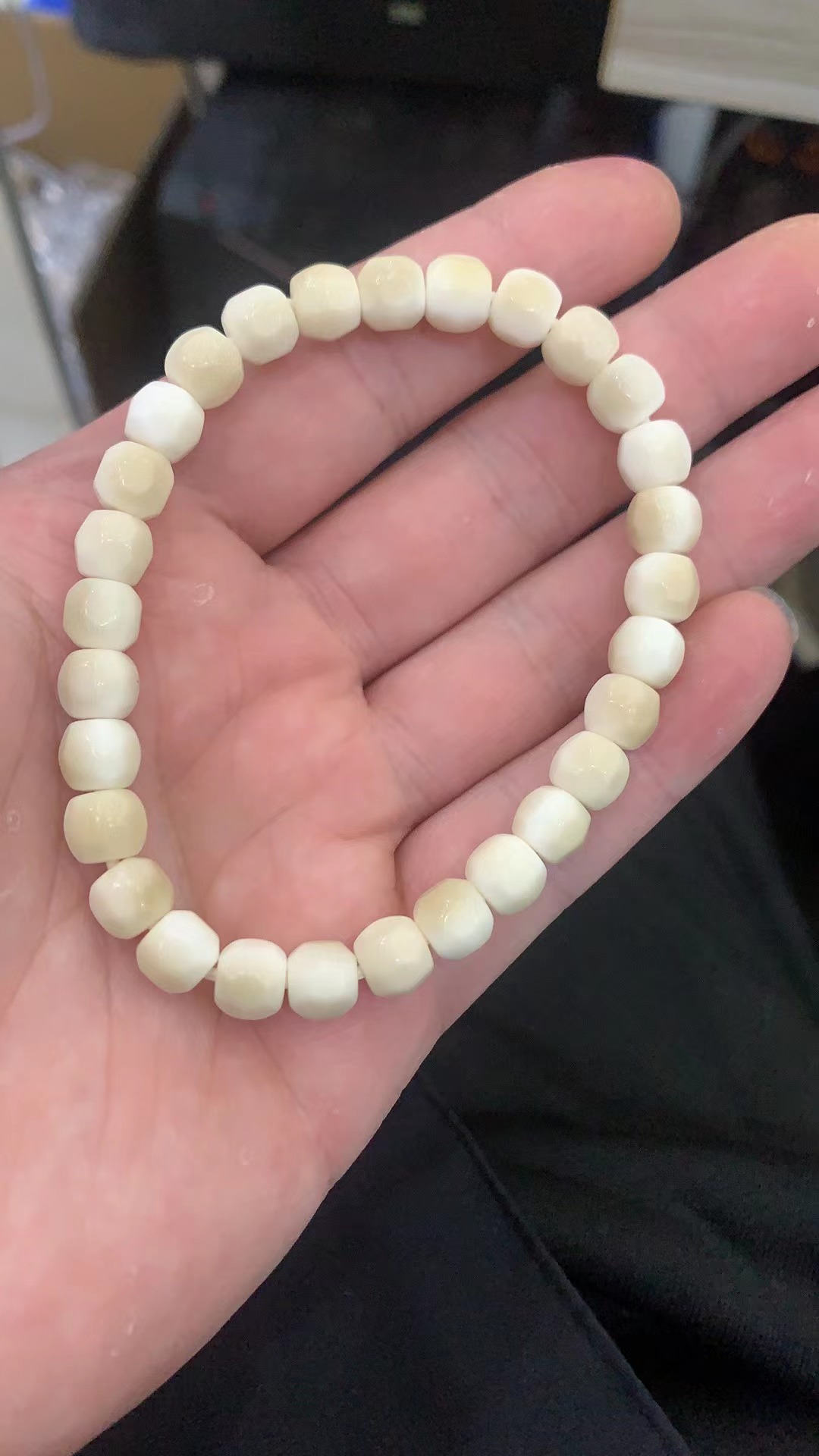 南椰子无相珠7m左右单圈手串 发其一