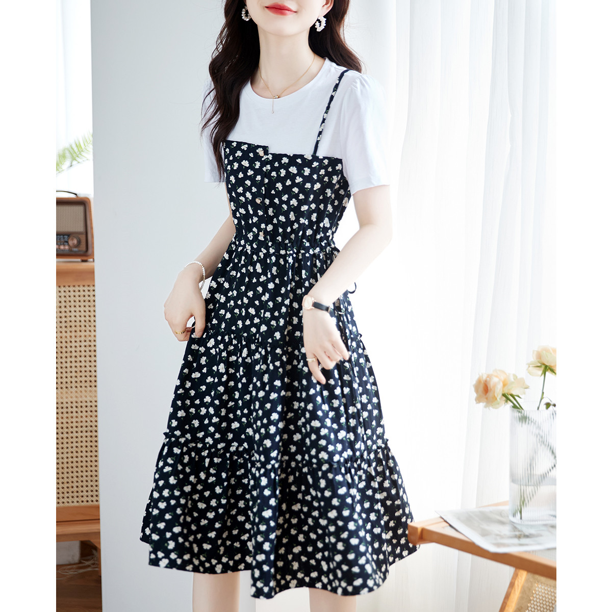 假两件碎花吊带裙拼接T恤裙女夏季时尚显瘦连衣裙洋气温柔风A字裙