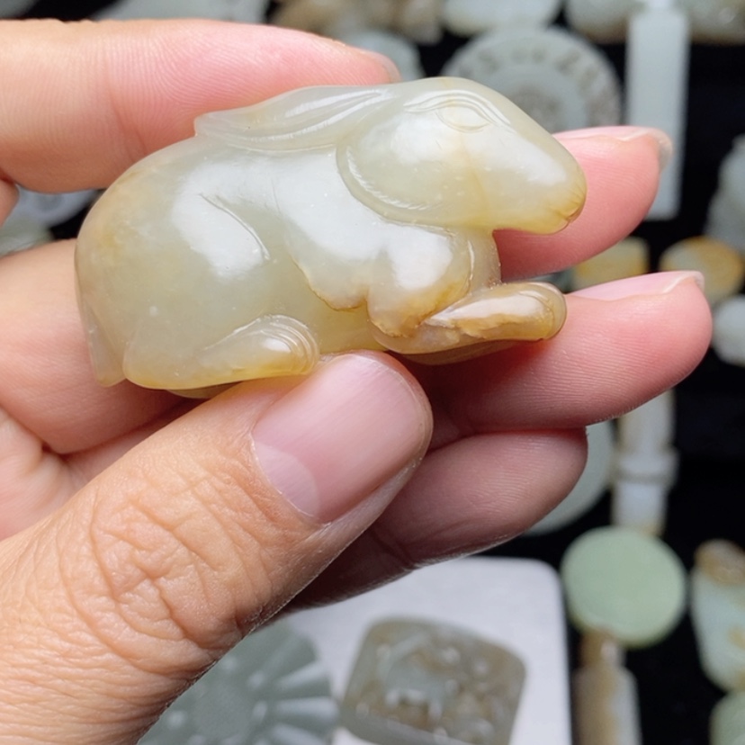 【闪购商品】和田玉（糖玉）挂件未镶嵌好*